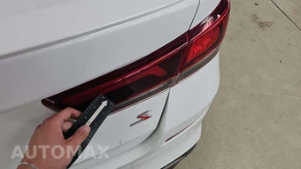 2019 Kia Optima S – miniatura 26