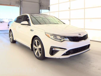 2019 Kia Optima S – miniatura 3