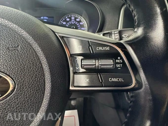 2019 Kia Optima S - miniatura 16