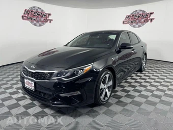 2019 Kia Optima S - miniatura 3