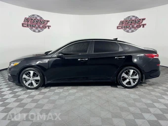 2019 Kia Optima S - miniatura 4