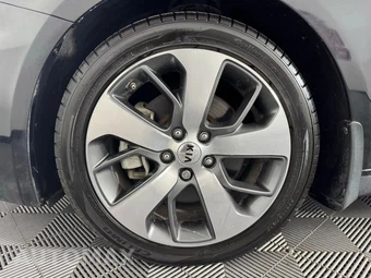 2019 Kia Optima S - miniatura 42