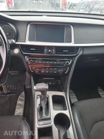 2019 Kia Optima S - miniatura 11