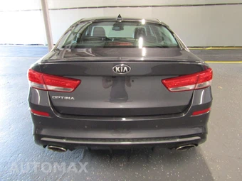 2019 Kia Optima S - miniatura 5