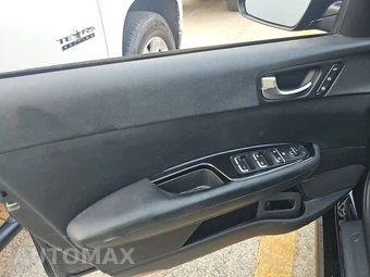 2019 Kia Optima SX Turbo – miniatura 9