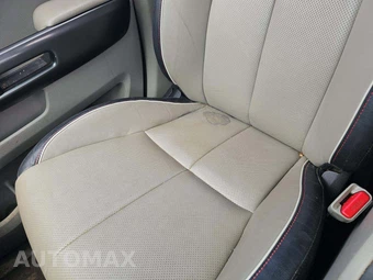 2019 Kia Sedona EX 120.5" WB – miniatura 18