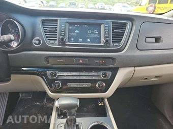 2019 Kia Sedona EX 120.5" WB – miniatura 7