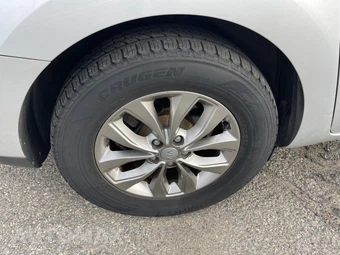 2019 Kia Sedona L 120.5" WB - miniatura 23