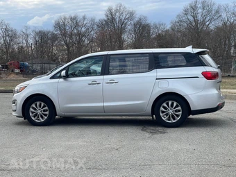 2019 Kia Sedona L 120.5" WB - miniatura 4