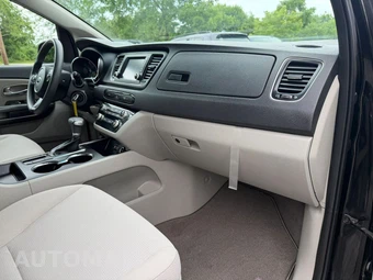 2019 Kia Sedona LX 120.5" WB - miniatura 12