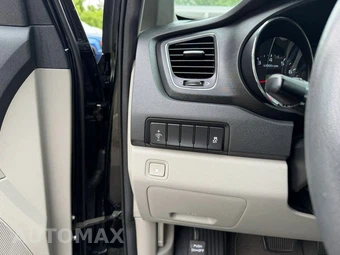 2019 Kia Sedona LX 120.5" WB - miniatura 22