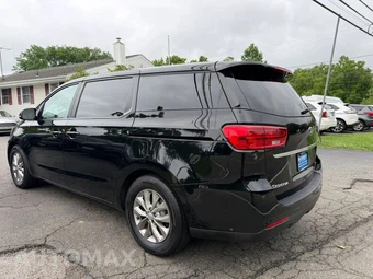 2019 Kia Sedona LX 120.5" WB - miniatura 6