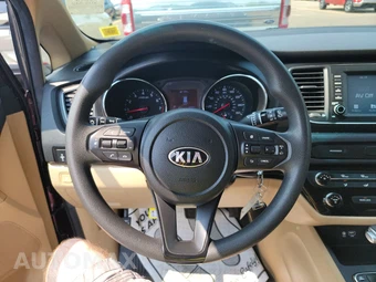2019 Kia Sedona LX 120.5" WB - miniatura 16