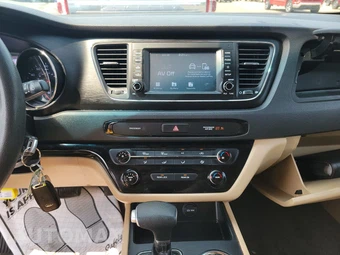 2019 Kia Sedona LX 120.5" WB - miniatura 17