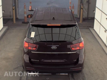 2019 Kia Sedona LX 120.5" WB - miniatura 6