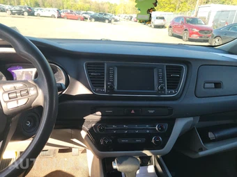 2019 Kia Sedona LX 120.5" WB – miniatura 11