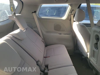 2019 Kia Sedona LX 120.5" WB – miniatura 14