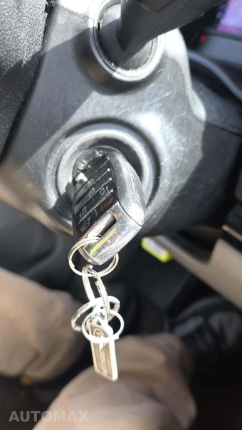 2019 Kia Sedona LX 120.5" WB – miniatura 21