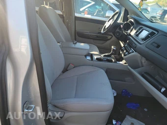 2019 Kia Sedona LX 120.5" WB – miniatura 8