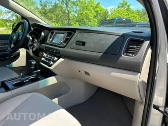 2019 Kia Sedona LX 120.5" WB - miniatura 12