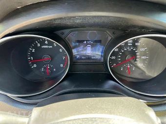 2019 Kia Sedona LX 120.5" WB - miniatura 15