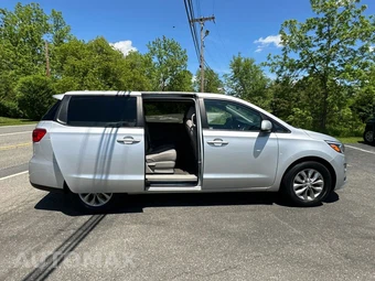 2019 Kia Sedona LX 120.5" WB - miniatura 40
