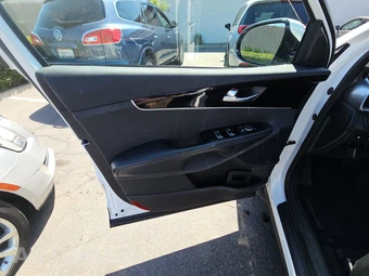 2019 Kia Sorento EX V6 - miniatura 9