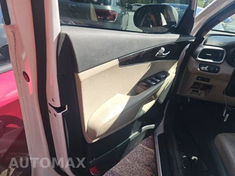 2019 Kia Sorento EX V6 - miniatura 9