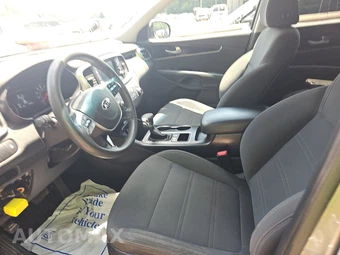 2019 Kia Sorento L – miniatura 7