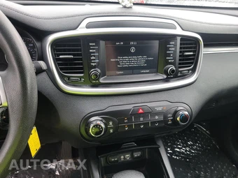 2019 Kia Sorento L – miniatura 11
