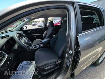 2019 Kia Sorento LX – miniatura 6