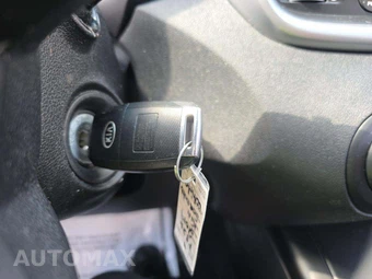 2019 Kia Sorento LX – miniatura 8