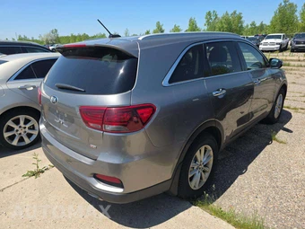 2019 Kia Sorento LX – miniatura 3