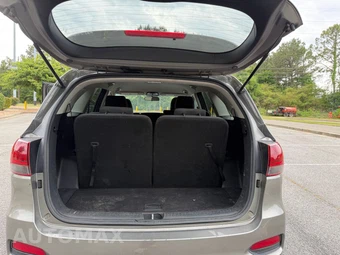2019 Kia Sorento LX V6 - miniatura 11