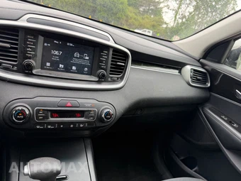2019 Kia Sorento LX V6 - miniatura 13