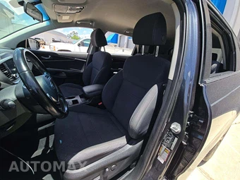 2019 Kia Sorento S V6 – miniatura 6