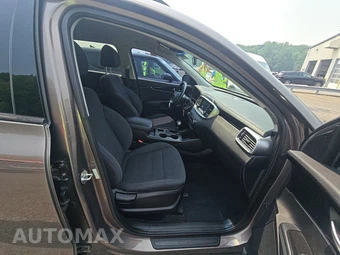 2019 Kia Sorento S V6 – miniatura 8