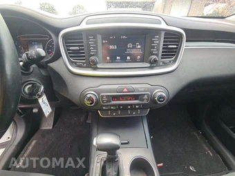 2019 Kia Sorento S V6 – miniatura 11
