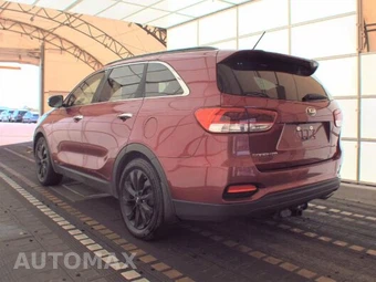 2019 Kia Sorento S V6 - miniatura 8