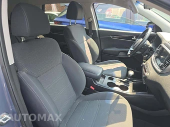 2019 Kia Sorento S V6 - miniatura 19