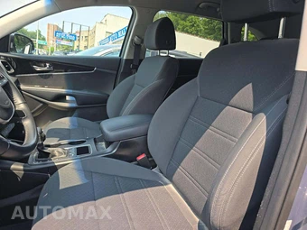 2019 Kia Sorento S V6 - miniatura 6