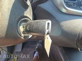2019 Kia Sorento S V6 - miniatura 5