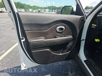 2019 Kia Soul – miniatura 9