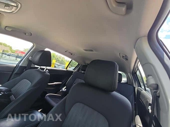 2019 Kia Sportage LX – miniatura 11