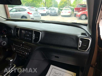 2019 Kia Sportage LX - miniatura 18