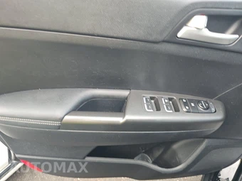2019 Kia Sportage LX – miniatura 9