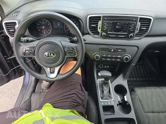 2019 Kia Sportage LX – miniatura 10