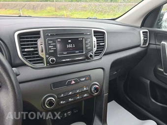 2019 Kia Sportage LX - miniatura 10