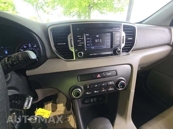 2019 Kia Sportage LX – miniatura 10