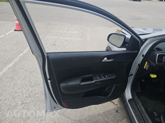 2019 Kia Sportage LX – miniatura 9